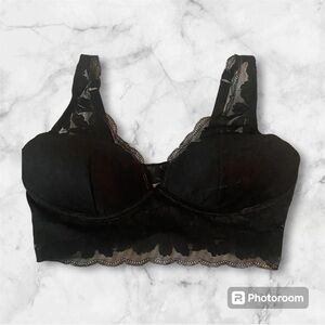 Pink brand lightly laced Bralette